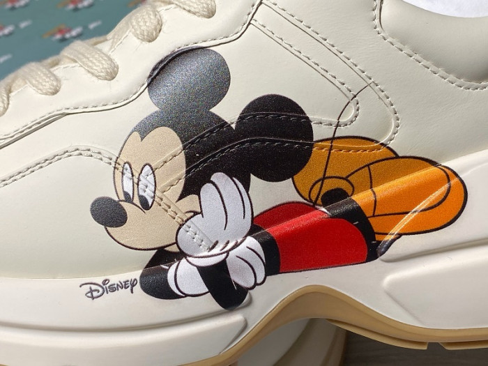 G*u*i1 rhyton rats sneaker