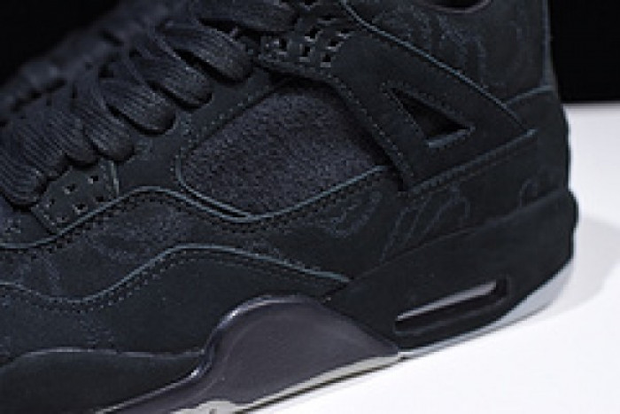 air jordan 4 retro kaws black 930155-001