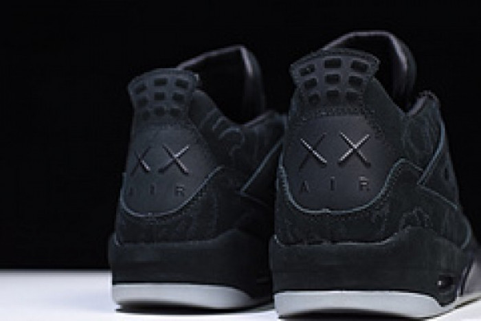 air jordan 4 retro kaws black 930155-001