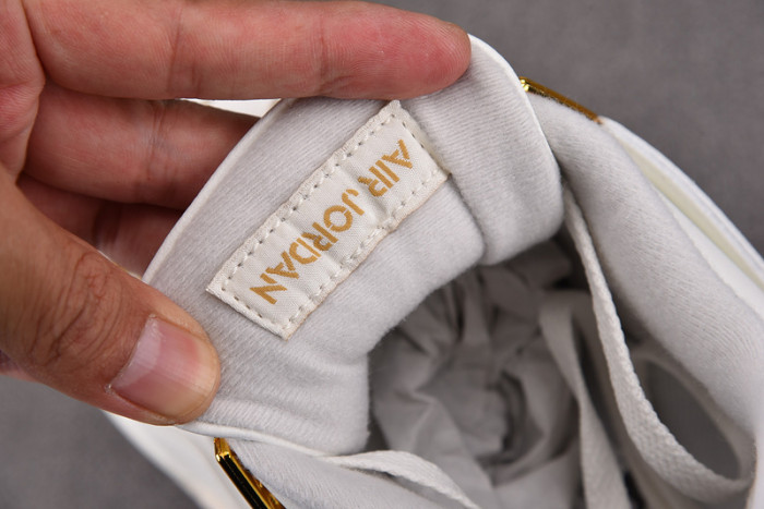 air jordan 4 wmns sail