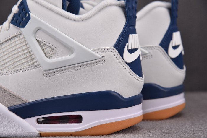 Jordan 4 Retro SB Navy DR5415-100