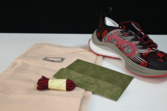 G*u*i1 sneaker