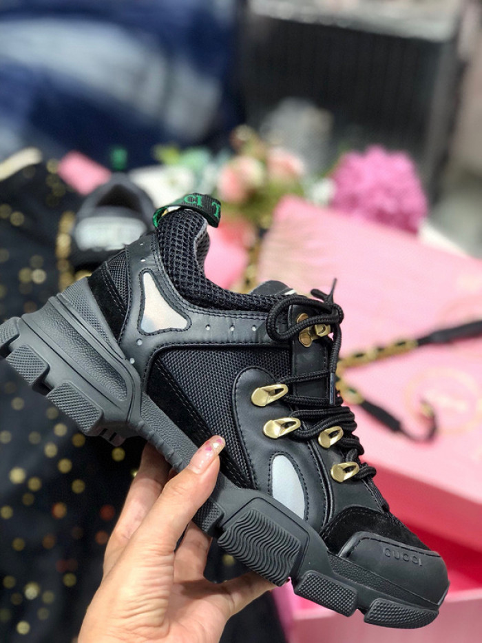 G*u*i1 flashtrek sneaker