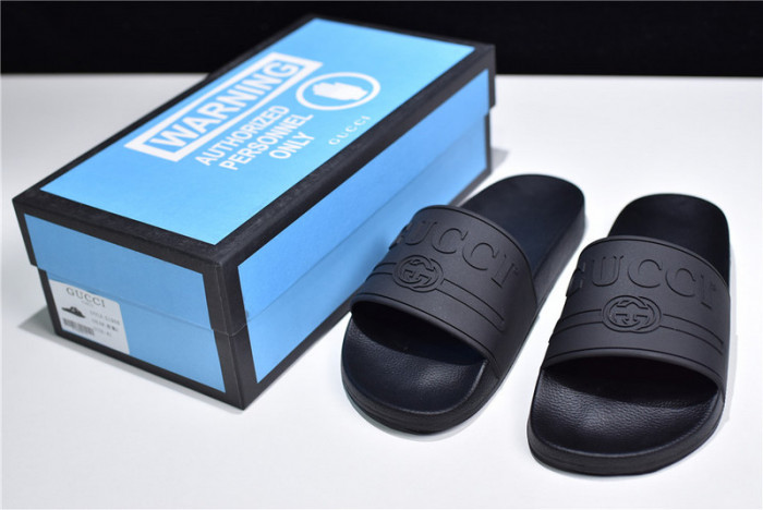 G*u*i1 sandals
