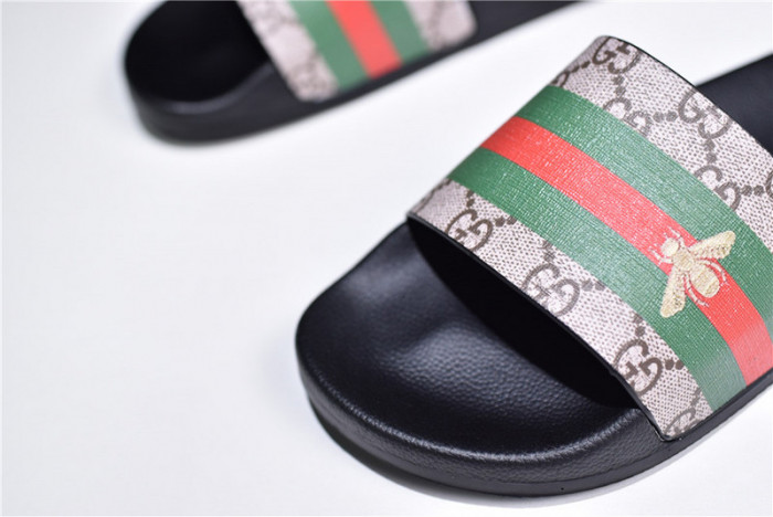 G*u*i1 sandals