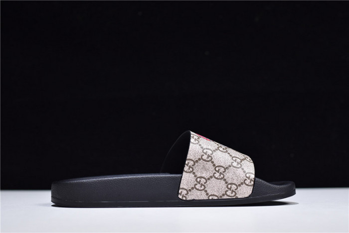 G*u*i1 sandals