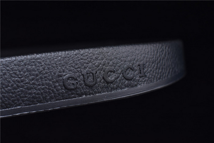 G*u*i1 sandals
