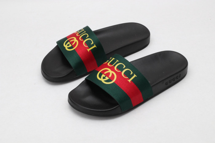 G*u*i1 sandals