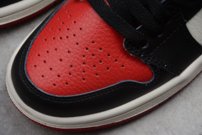 AIR JORDAN 1 RETRO HIGH BRED TOE OG Kids-555088-610