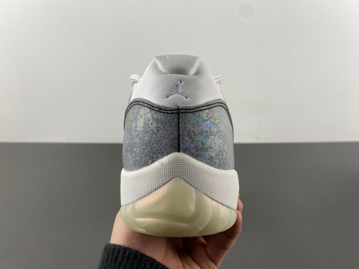 Jordan 11 Retro Low Year of the Snake HQ7000-001