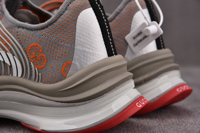 G*u*i1 sneaker