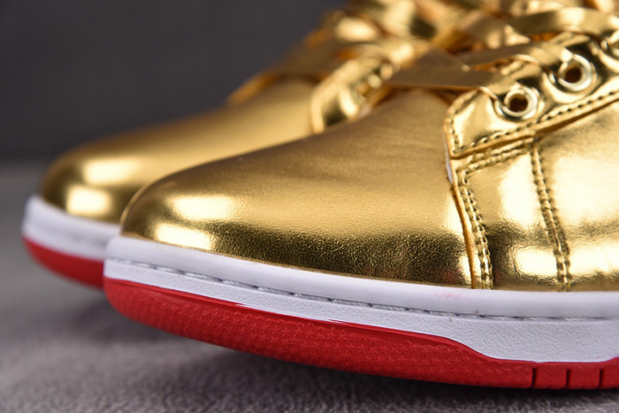 Trump NEVER SURRENDER HIGH-TOP SNEAKER
