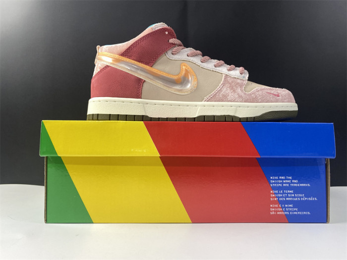 Nike SB Dunk Low Rodeo Tourmaline HF3058-300